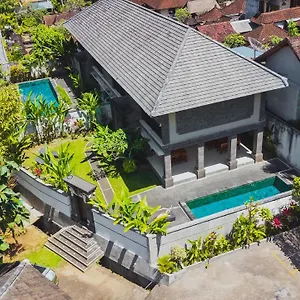 fullmoon-villa-ubud.ubudhotelsnow.com/