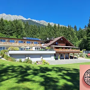 Sweet Cherry - Boutique & Tyrol فندق
